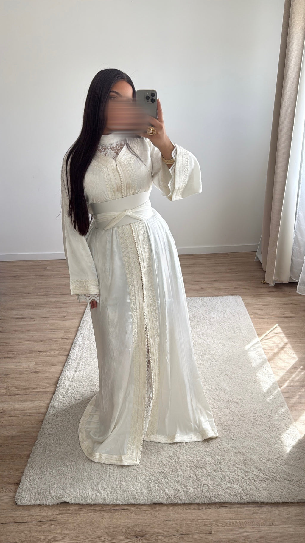 TAKCHITA JANNA